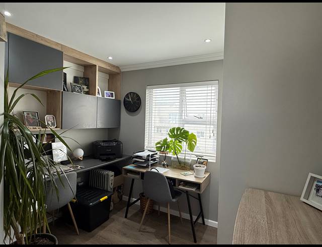 3 BEDROOM SECTIONAL TITLE SOLD IN SUNNINGDALE